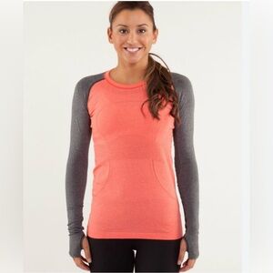 Lululemon Colorblock Long Sleeve Swiftly Tee Size 6